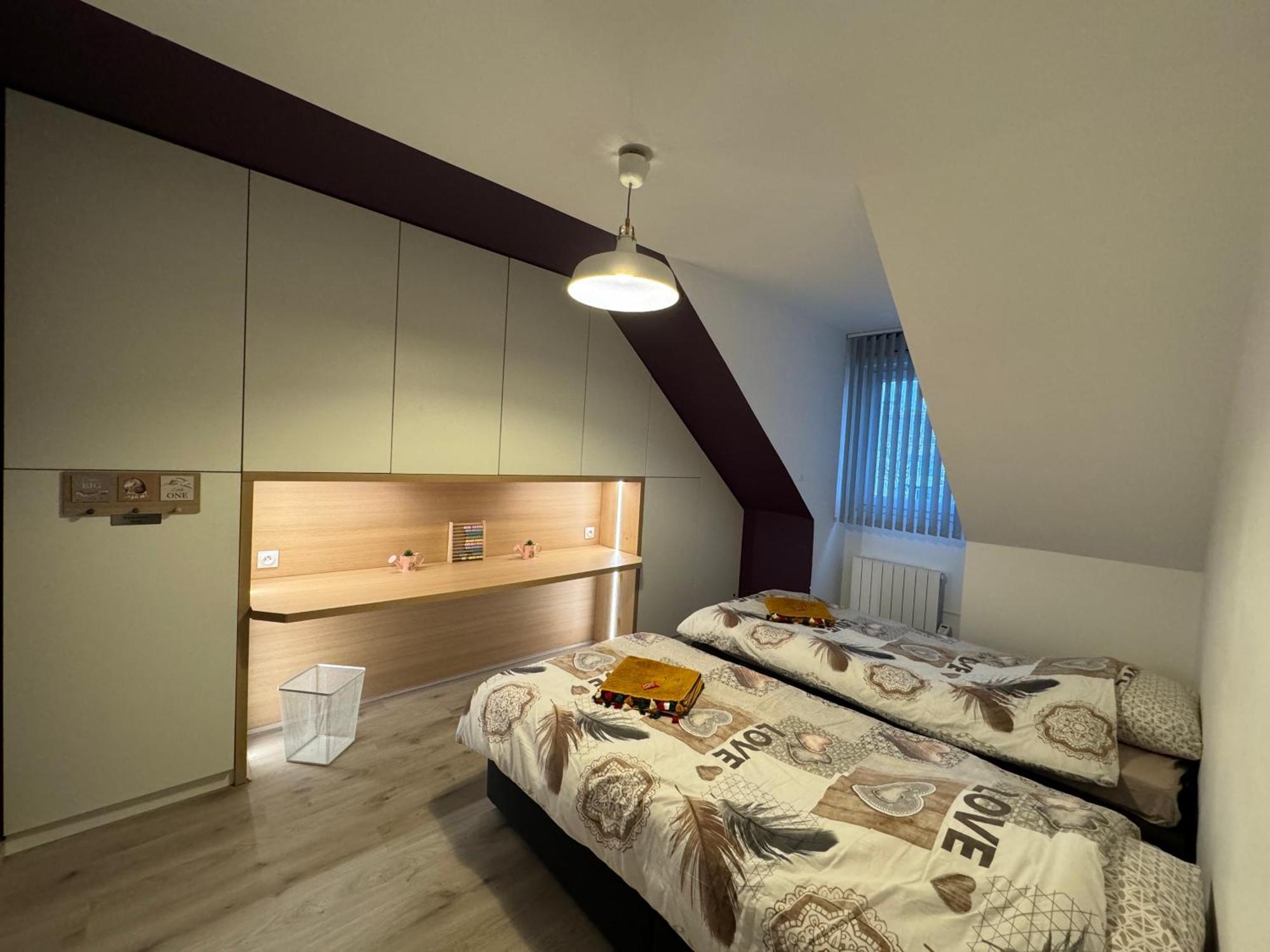 T3 Flat Moderne Sur 2 Etages Metro Parking Free Entrance Autonome Apartment Rouen Exterior photo